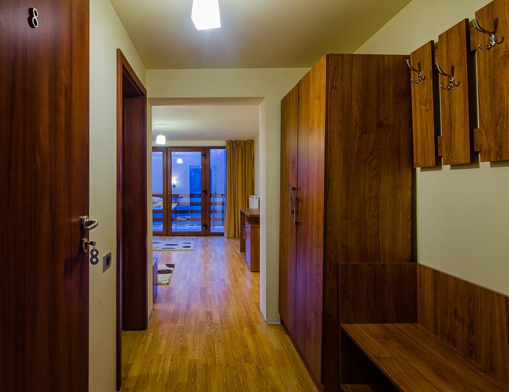 Panorama Pietrei Craiului Hotell Zărneşti Eksteriør bilde